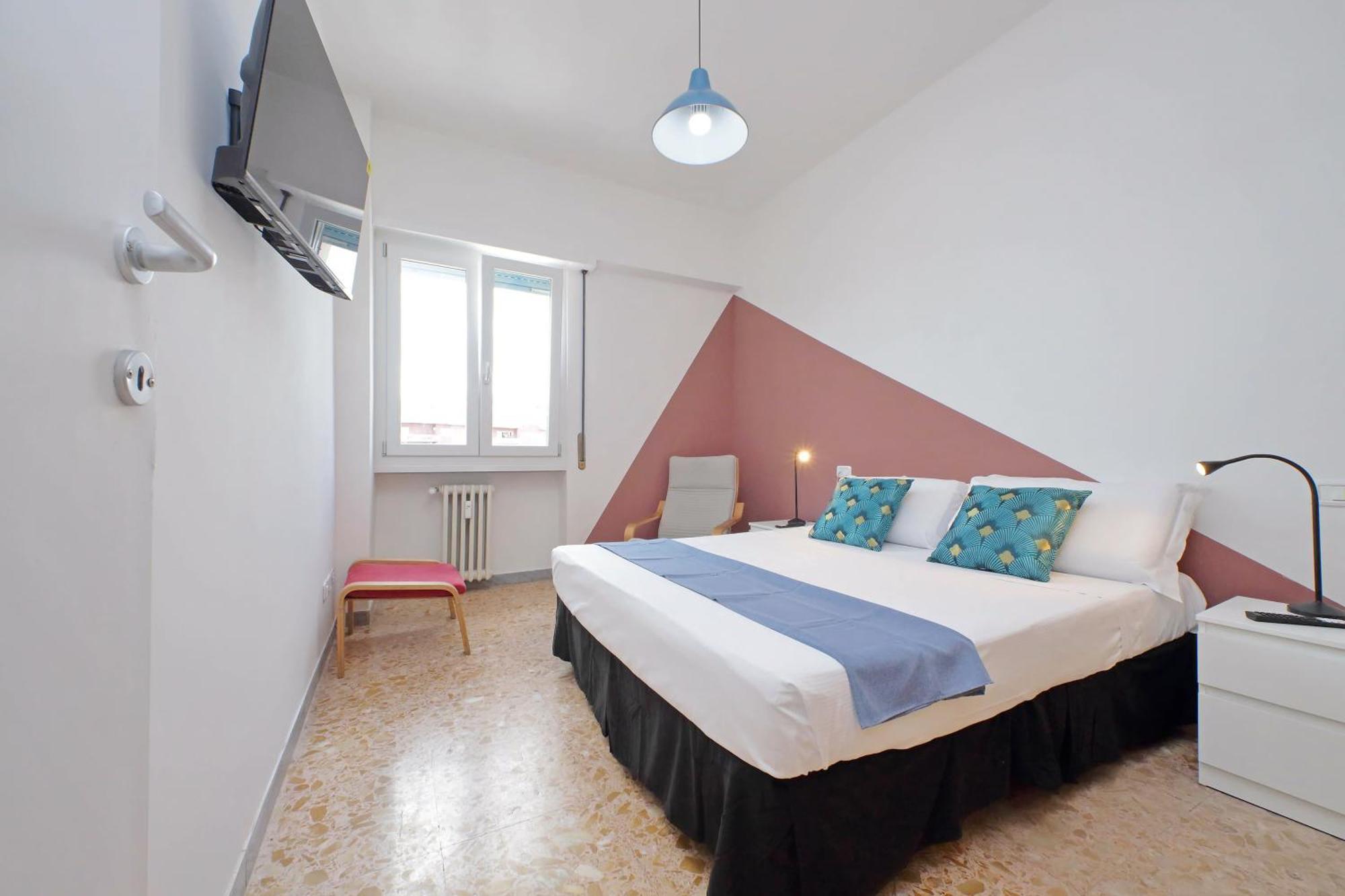 Apartment Comfy For Family Next To Metro