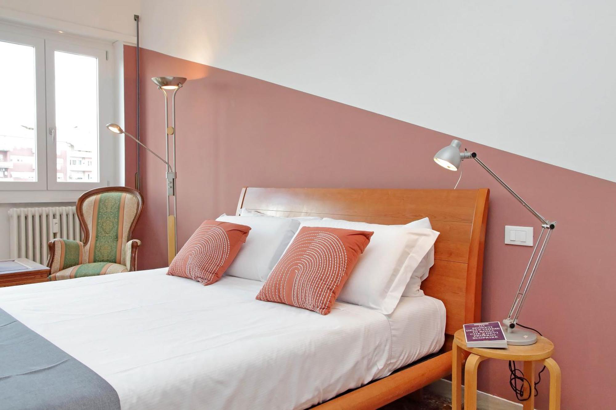 Apartment Comfy For Family Next To Metro Rom